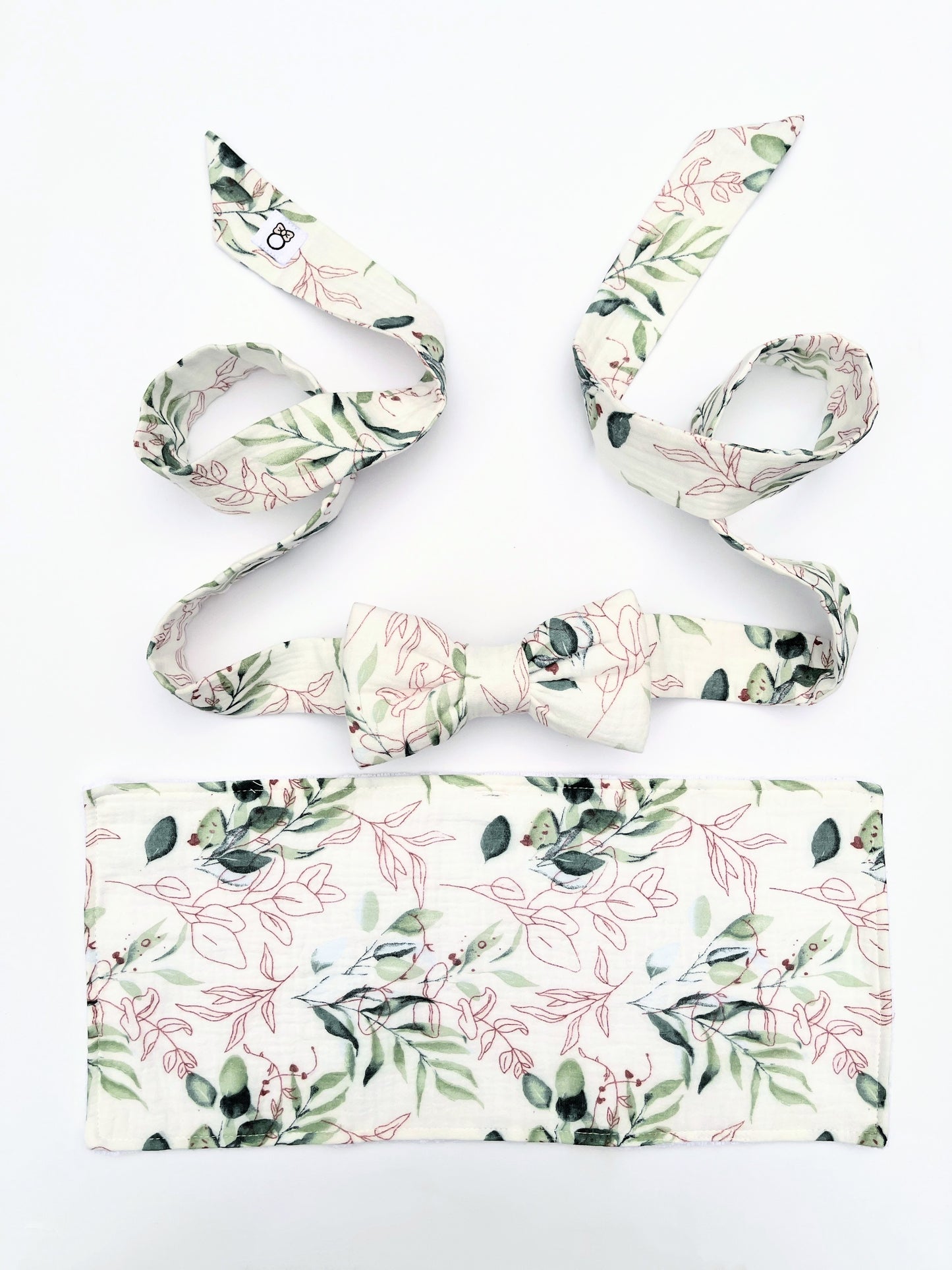 Mamabow in Garden Vine 3 Burp Cloth Bundle